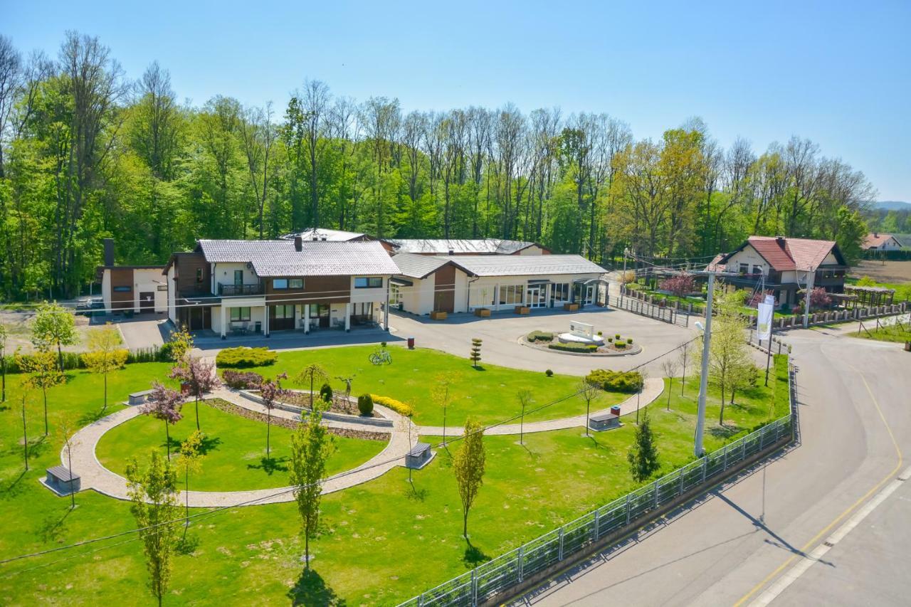 Hotel & Distillery Monogram Gradac  Екстер'єр фото